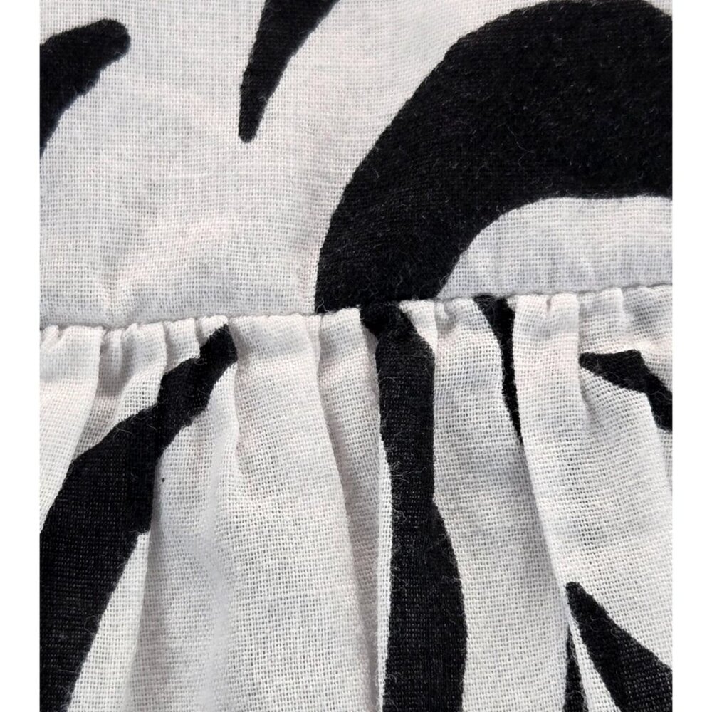 Karen Kane Black/White Skirt Abstract Floral Full Knee Sz 14 Hip Bank Flouncy - Picture 7 of 12